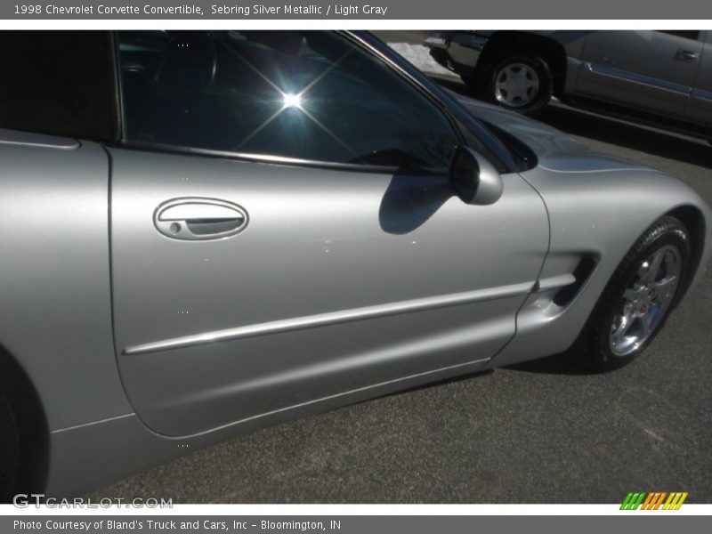 Sebring Silver Metallic / Light Gray 1998 Chevrolet Corvette Convertible