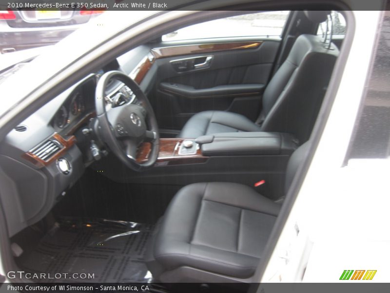 Arctic White / Black 2010 Mercedes-Benz E 350 Sedan