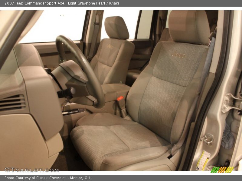 Front Seat of 2007 Commander Sport 4x4