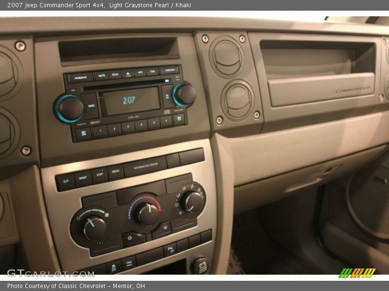 Light Graystone Pearl / Khaki 2007 Jeep Commander Sport 4x4