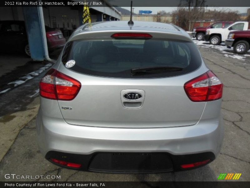 Bright Silver / Black 2012 Kia Rio Rio5 LX Hatchback