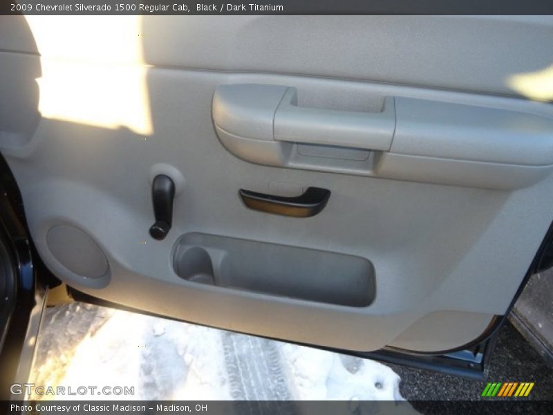 Black / Dark Titanium 2009 Chevrolet Silverado 1500 Regular Cab