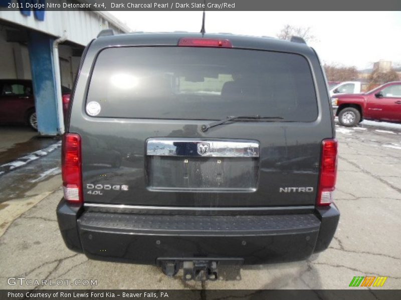 Dark Charcoal Pearl / Dark Slate Gray/Red 2011 Dodge Nitro Detonator 4x4