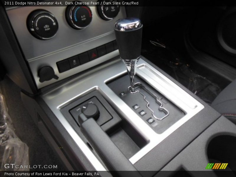 2011 Nitro Detonator 4x4 5 Speed Automatic Shifter