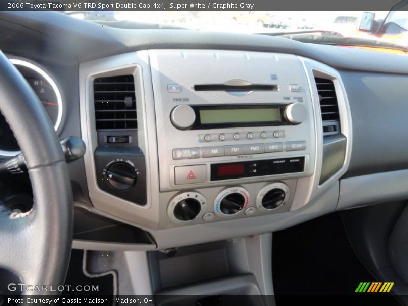 Super White / Graphite Gray 2006 Toyota Tacoma V6 TRD Sport Double Cab 4x4