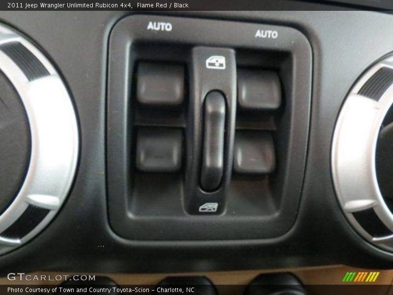 Flame Red / Black 2011 Jeep Wrangler Unlimited Rubicon 4x4