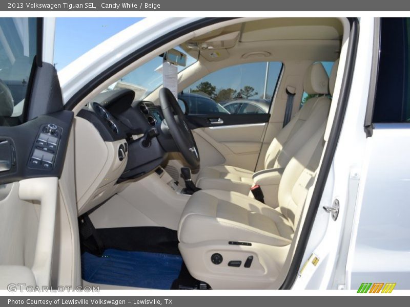 Front Seat of 2013 Tiguan SEL