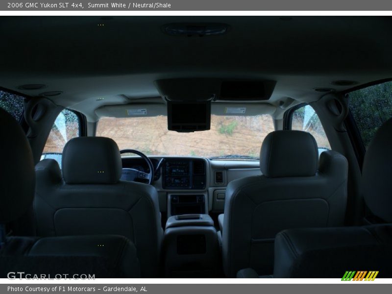 Summit White / Neutral/Shale 2006 GMC Yukon SLT 4x4
