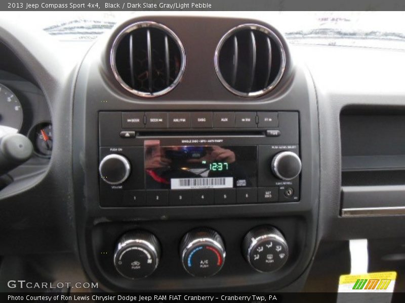 Black / Dark Slate Gray/Light Pebble 2013 Jeep Compass Sport 4x4