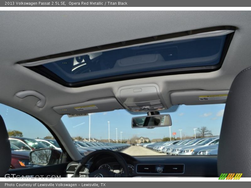 Opera Red Metallic / Titan Black 2013 Volkswagen Passat 2.5L SE