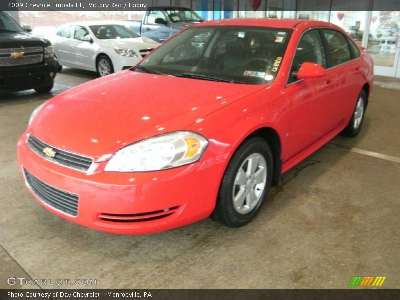 Front 3/4 View of 2009 Impala LT