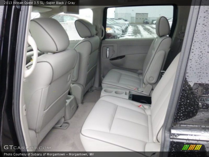 Rear Seat of 2013 Quest 3.5 SL