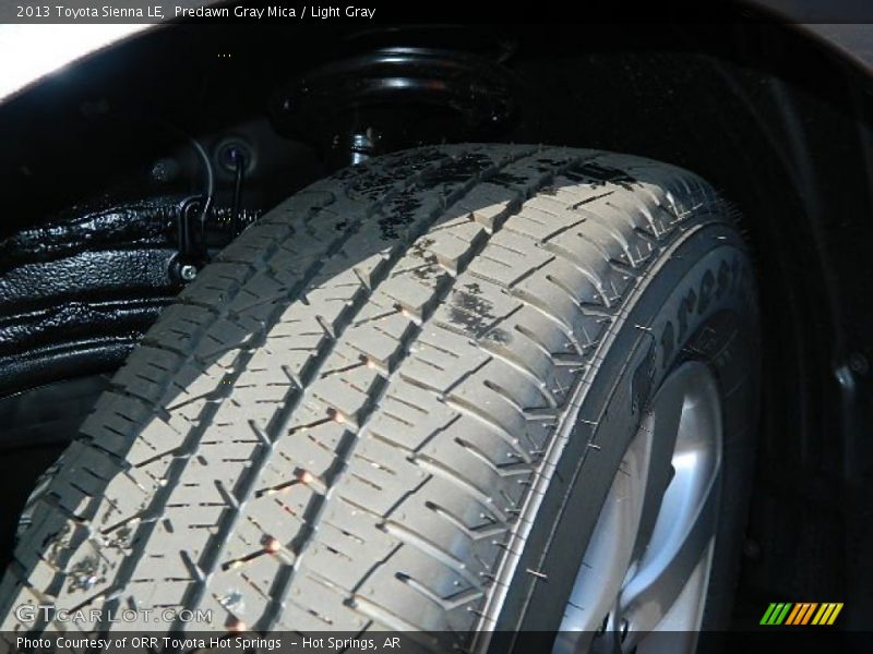 Predawn Gray Mica / Light Gray 2013 Toyota Sienna LE