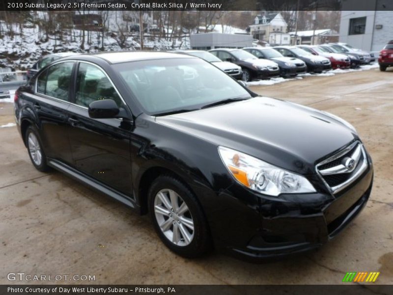 Crystal Black Silica / Warm Ivory 2010 Subaru Legacy 2.5i Premium Sedan
