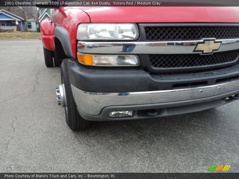 Victory Red / Medium Gray 2001 Chevrolet Silverado 3500 LT Extended Cab 4x4 Dually