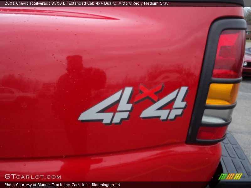 Victory Red / Medium Gray 2001 Chevrolet Silverado 3500 LT Extended Cab 4x4 Dually