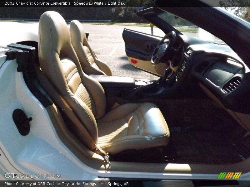 Speedway White / Light Oak 2002 Chevrolet Corvette Convertible
