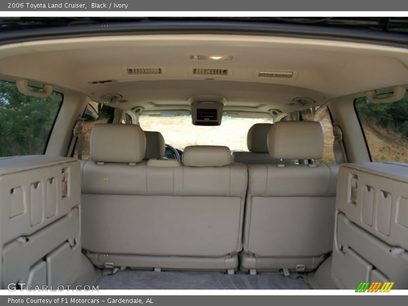 Black / Ivory 2006 Toyota Land Cruiser