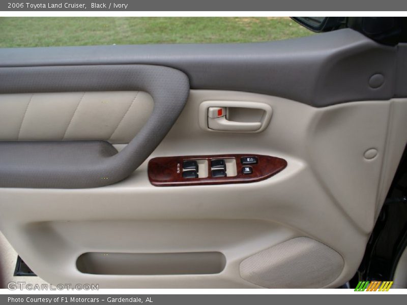 Black / Ivory 2006 Toyota Land Cruiser