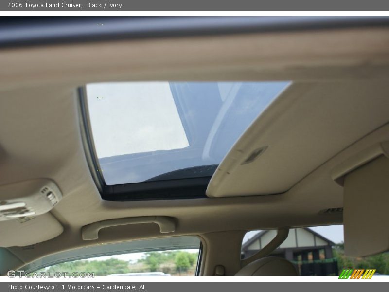 Black / Ivory 2006 Toyota Land Cruiser