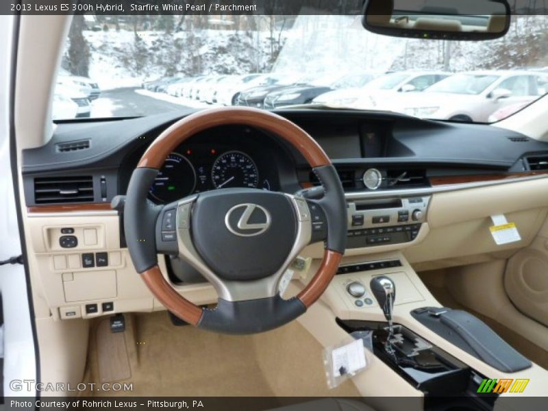 Starfire White Pearl / Parchment 2013 Lexus ES 300h Hybrid
