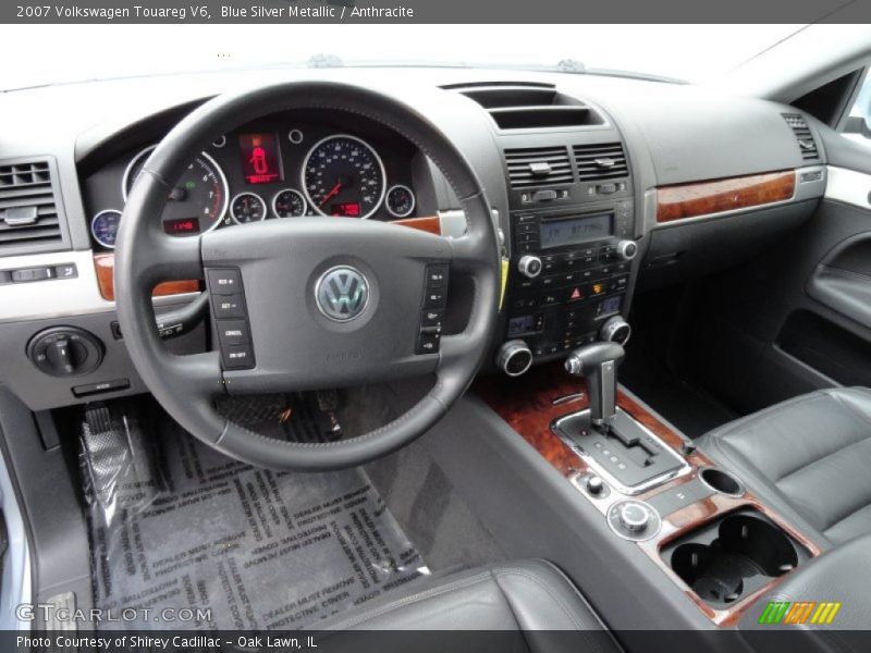 Dashboard of 2007 Touareg V6