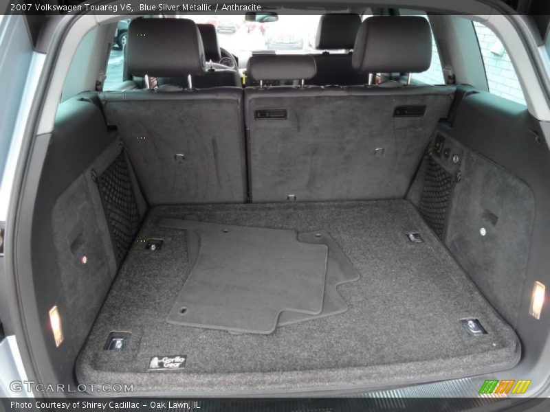  2007 Touareg V6 Trunk