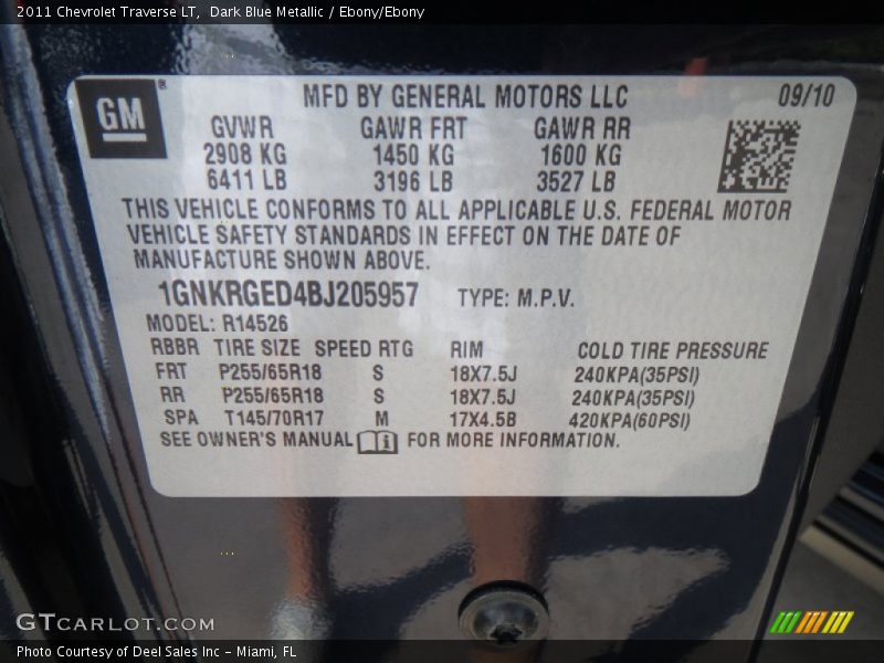 Dark Blue Metallic / Ebony/Ebony 2011 Chevrolet Traverse LT