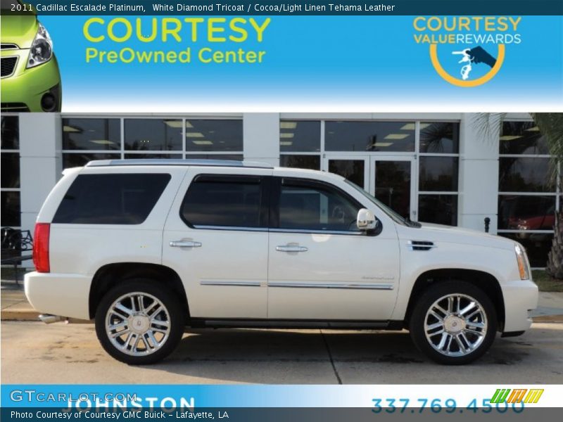 White Diamond Tricoat / Cocoa/Light Linen Tehama Leather 2011 Cadillac Escalade Platinum