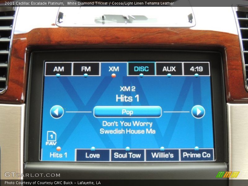 White Diamond Tricoat / Cocoa/Light Linen Tehama Leather 2011 Cadillac Escalade Platinum