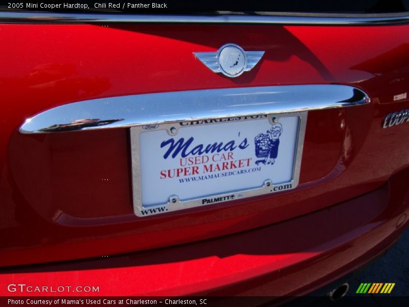 Chili Red / Panther Black 2005 Mini Cooper Hardtop