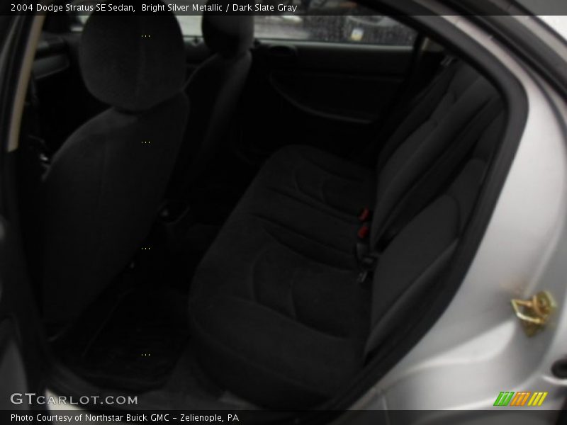 Bright Silver Metallic / Dark Slate Gray 2004 Dodge Stratus SE Sedan