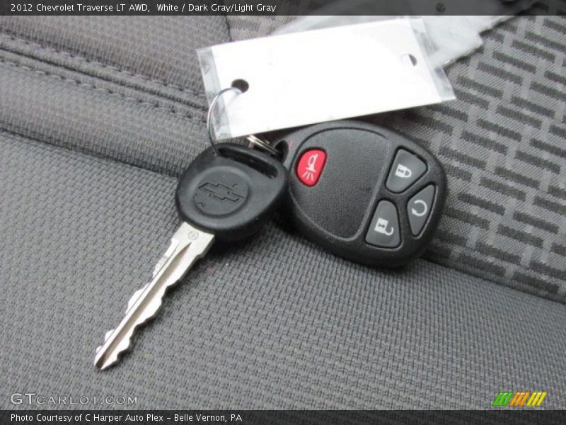 White / Dark Gray/Light Gray 2012 Chevrolet Traverse LT AWD