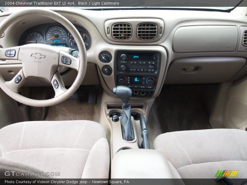 Dashboard of 2004 TrailBlazer EXT LS 4x4