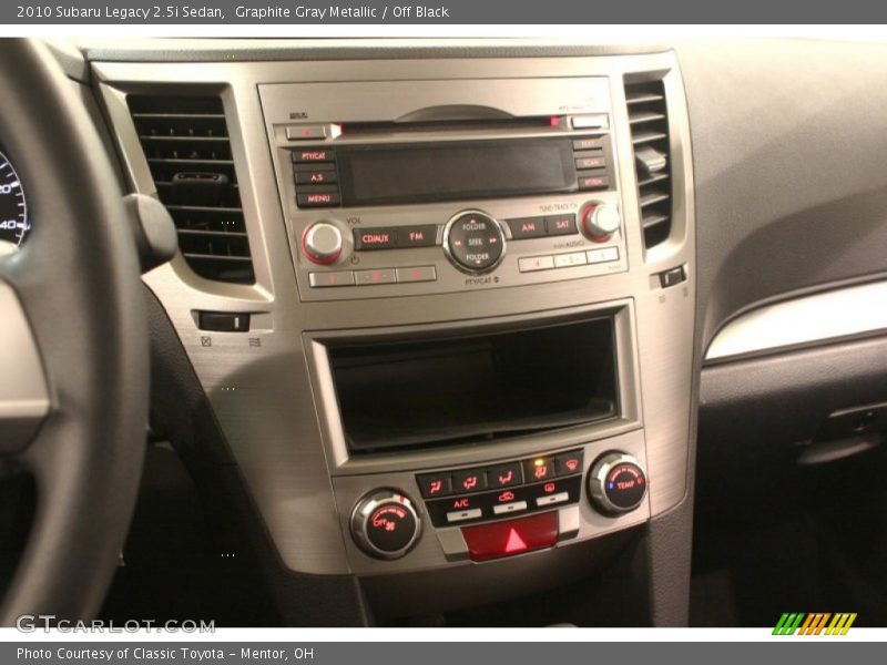 Controls of 2010 Legacy 2.5i Sedan