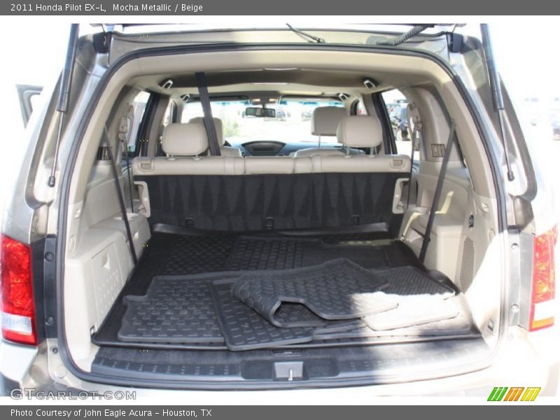  2011 Pilot EX-L Trunk