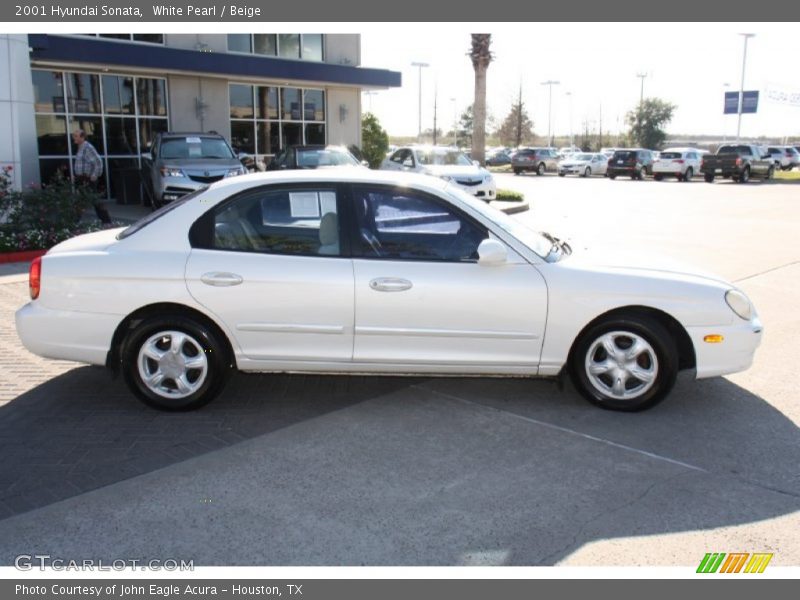 White Pearl / Beige 2001 Hyundai Sonata