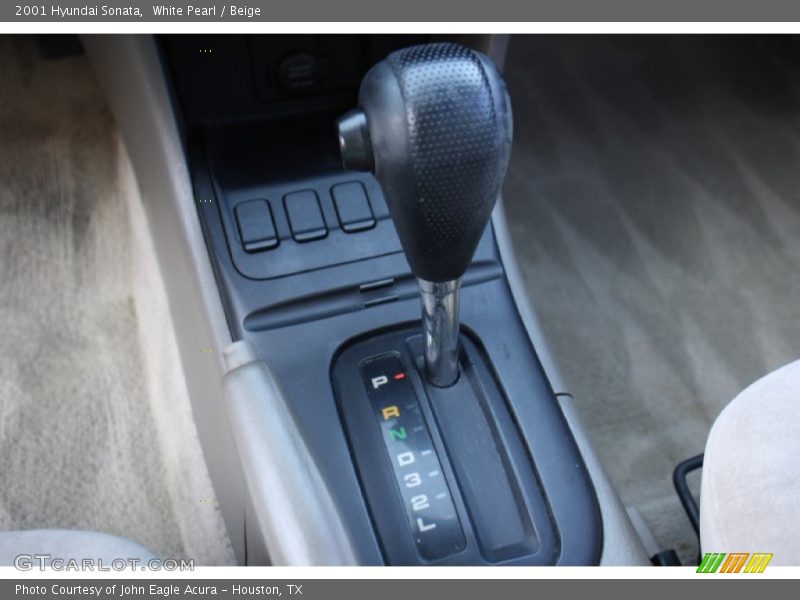 White Pearl / Beige 2001 Hyundai Sonata