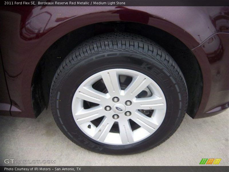 Bordeaux Reserve Red Metallic / Medium Light Stone 2011 Ford Flex SE