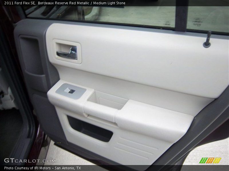 Bordeaux Reserve Red Metallic / Medium Light Stone 2011 Ford Flex SE