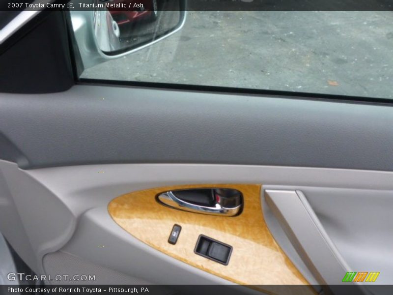 Titanium Metallic / Ash 2007 Toyota Camry LE