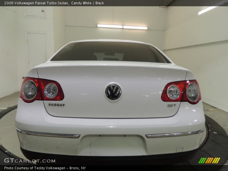 Candy White / Black 2008 Volkswagen Passat Turbo Sedan