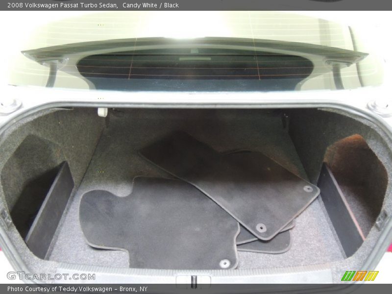 Candy White / Black 2008 Volkswagen Passat Turbo Sedan