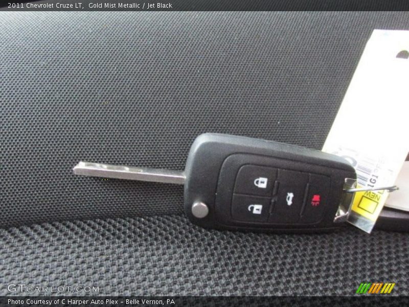 Gold Mist Metallic / Jet Black 2011 Chevrolet Cruze LT