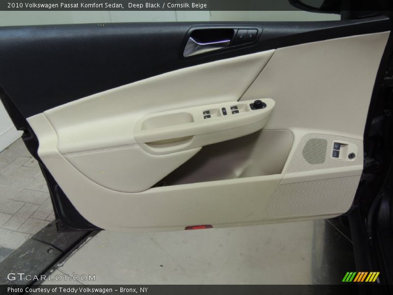 Deep Black / Cornsilk Beige 2010 Volkswagen Passat Komfort Sedan