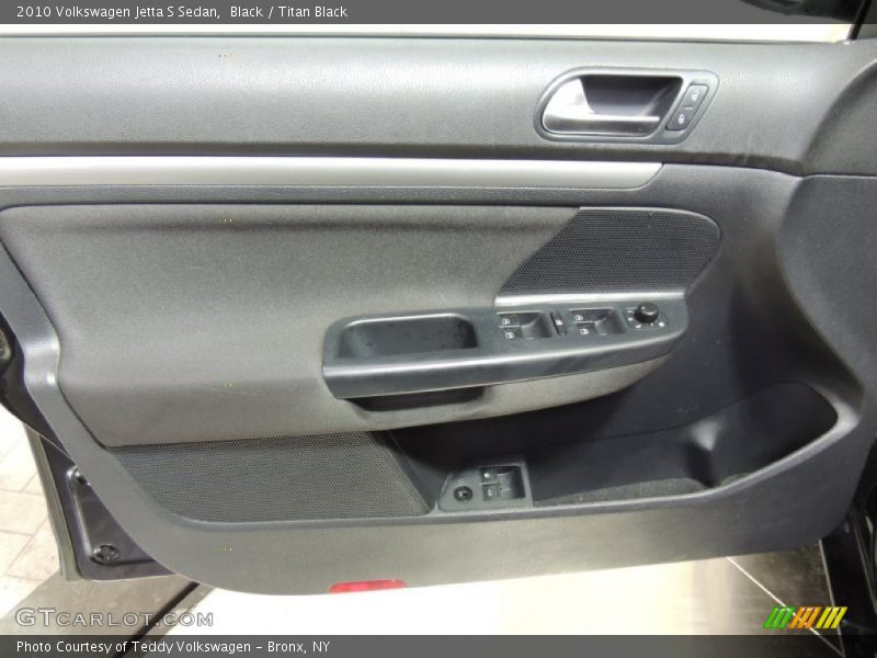 Black / Titan Black 2010 Volkswagen Jetta S Sedan