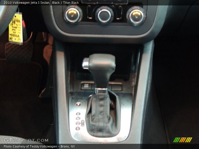  2010 Jetta S Sedan 6 Speed Tiptronic Automatic Shifter