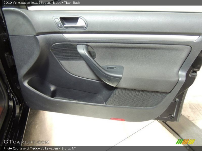Black / Titan Black 2010 Volkswagen Jetta S Sedan
