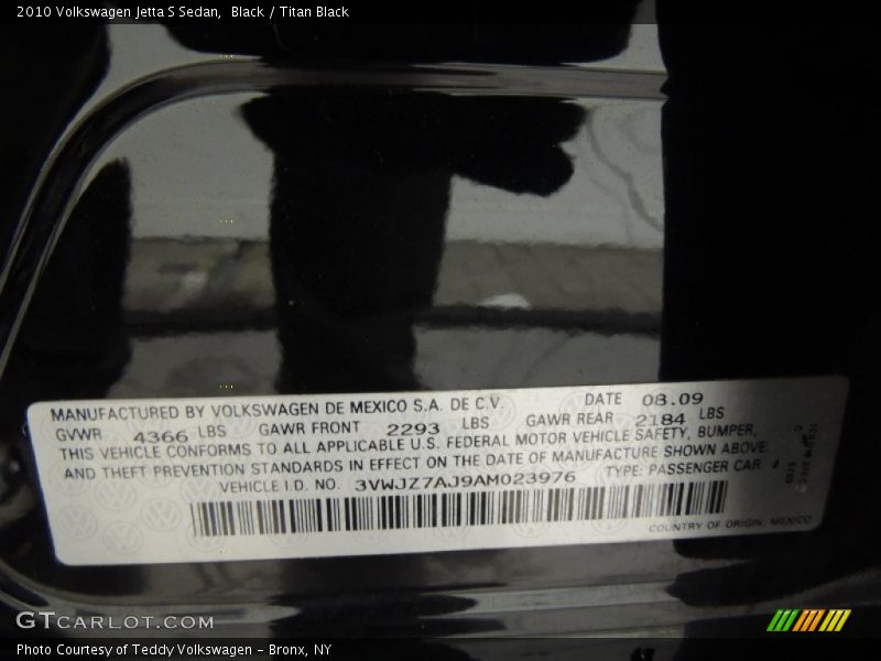 Black / Titan Black 2010 Volkswagen Jetta S Sedan