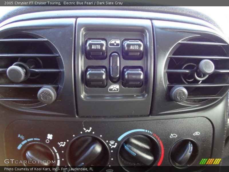 Controls of 2005 PT Cruiser Touring